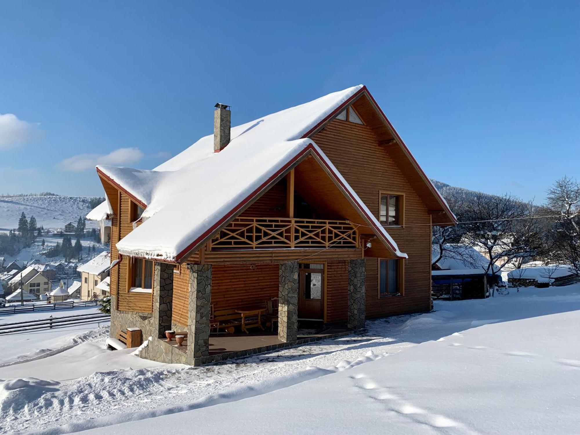 Guest House Velet Bukovel Esterno foto