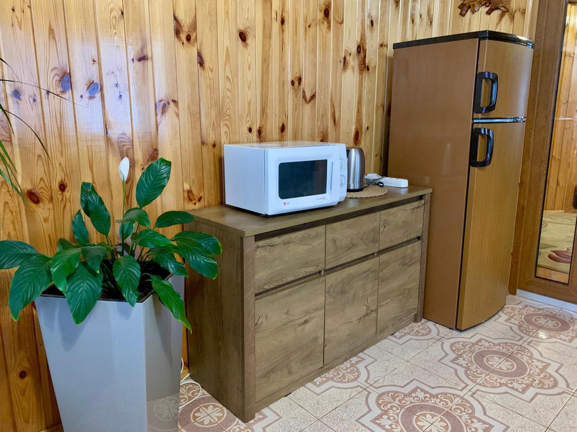 Guest House Velet Bukovel Esterno foto
