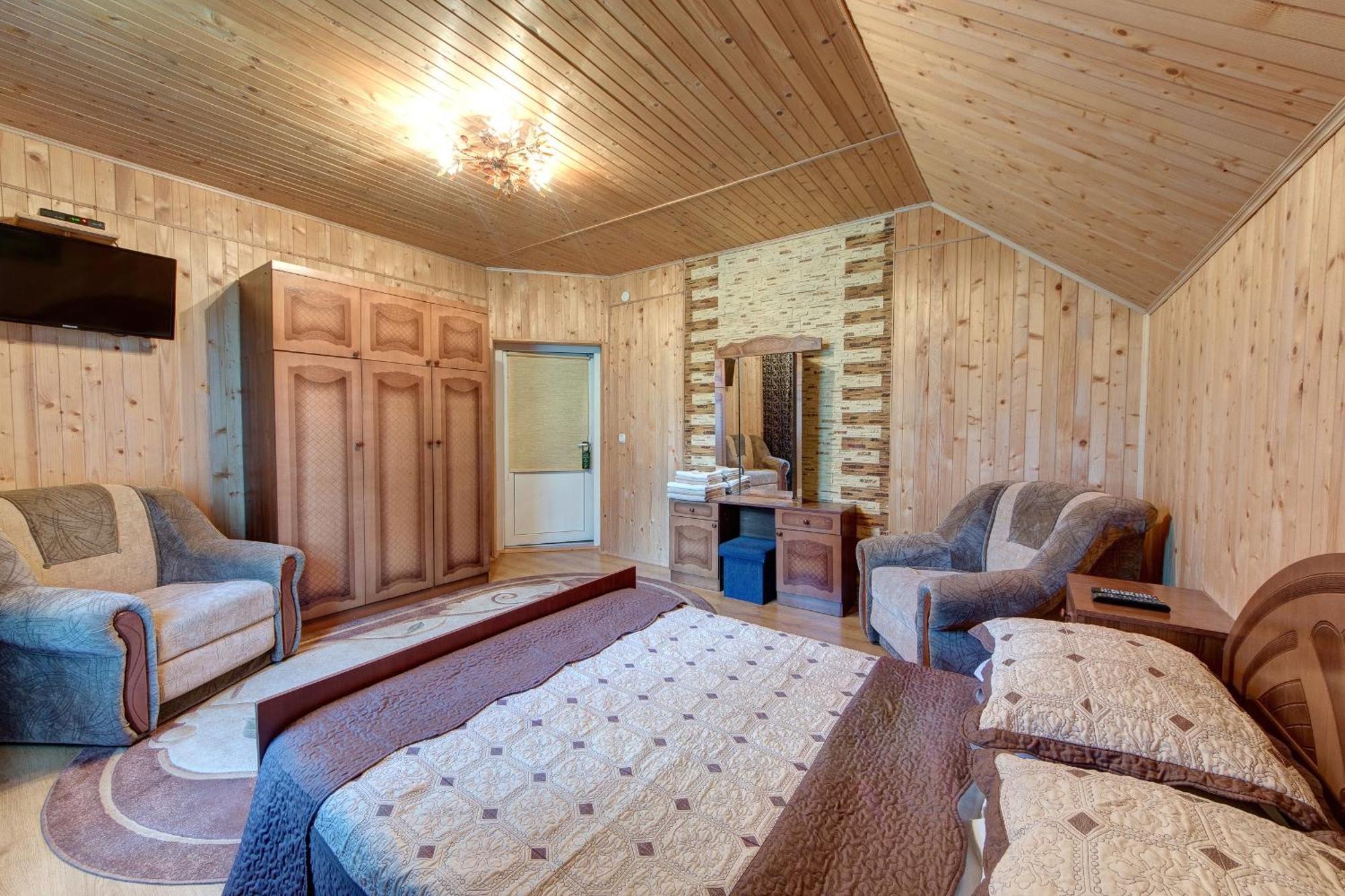 Guest House Velet Bukovel Esterno foto