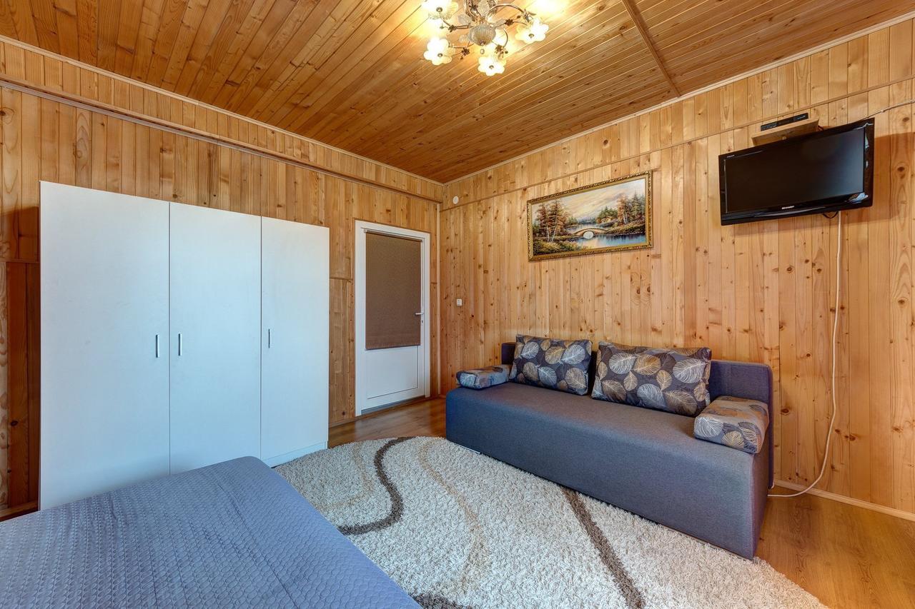Guest House Velet Bukovel Esterno foto