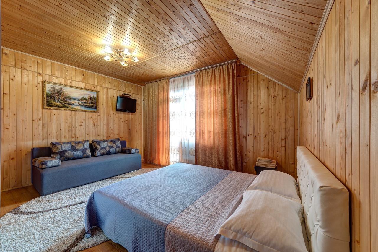 Guest House Velet Bukovel Esterno foto