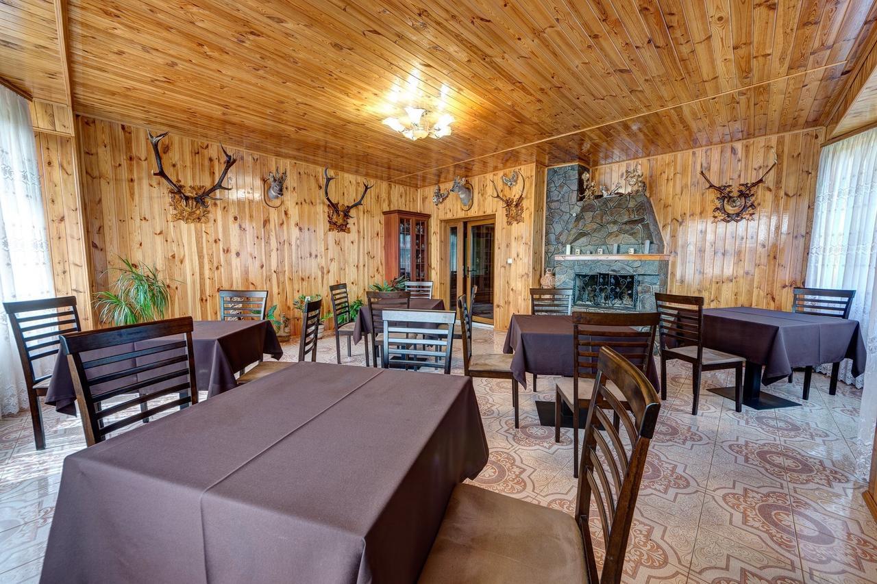 Guest House Velet Bukovel Esterno foto